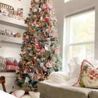 Christmas Tree Decorating Traditions