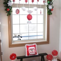 How To Decorate A Window For Christmas